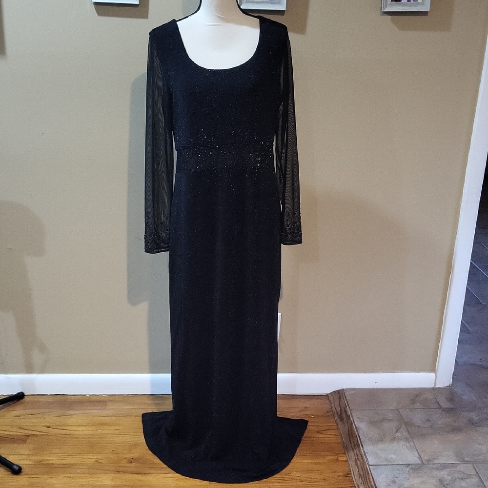 J.R. Nites By Caliendo Elegant Black Evening Gown